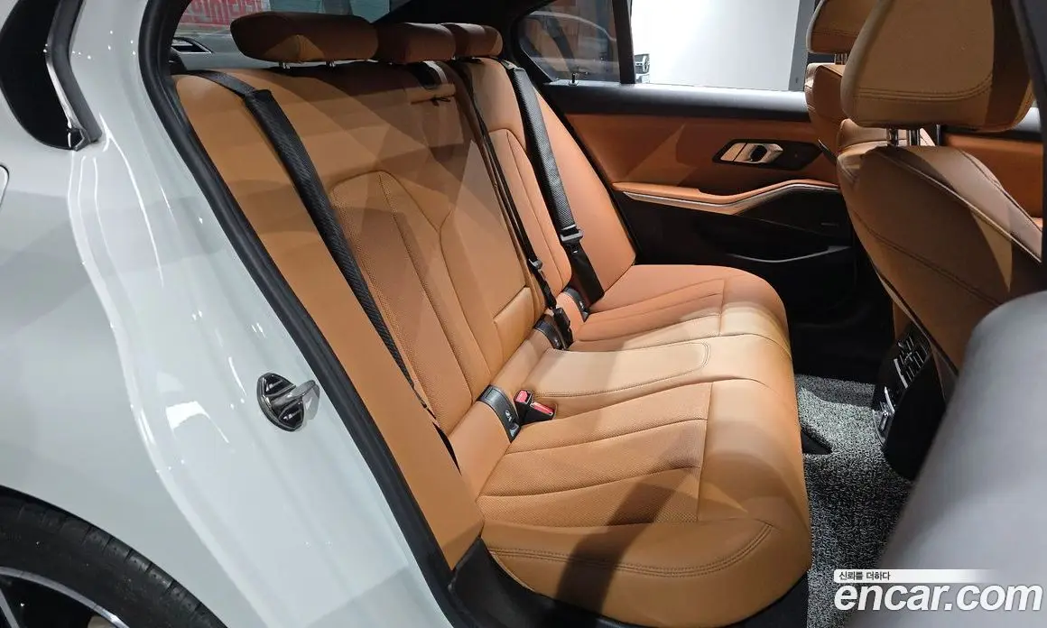 BMW 3 серия 2025 2.0 автомат (гидро), фото 17 BMW 3 серия 2025 2.0 автомат (гидро), фото 17
