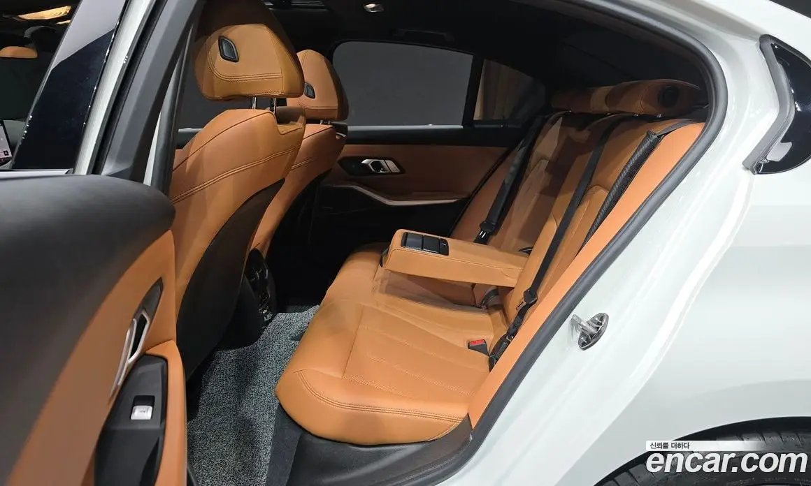 BMW 3 серия 2025 2.0 автомат (гидро), фото 18 BMW 3 серия 2025 2.0 автомат (гидро), фото 18