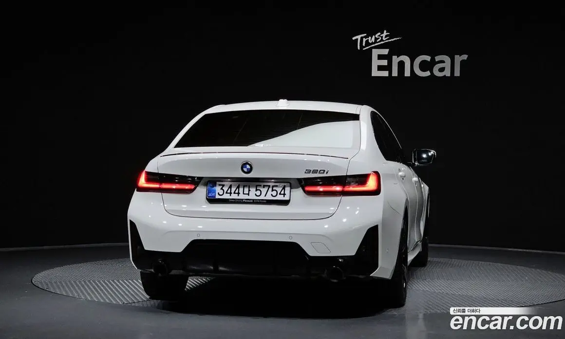 BMW 3 серия 2025 2.0 автомат (гидро), фото 4 BMW 3 серия 2025 2.0 автомат (гидро), фото 4