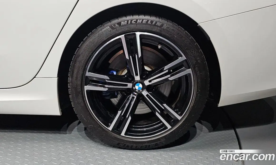 BMW 3 серия 2025 2.0 автомат (гидро), фото 7 BMW 3 серия 2025 2.0 автомат (гидро), фото 7