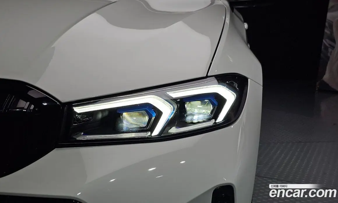 BMW 3 серия 2025 2.0 автомат (гидро), фото 8 BMW 3 серия 2025 2.0 автомат (гидро), фото 8