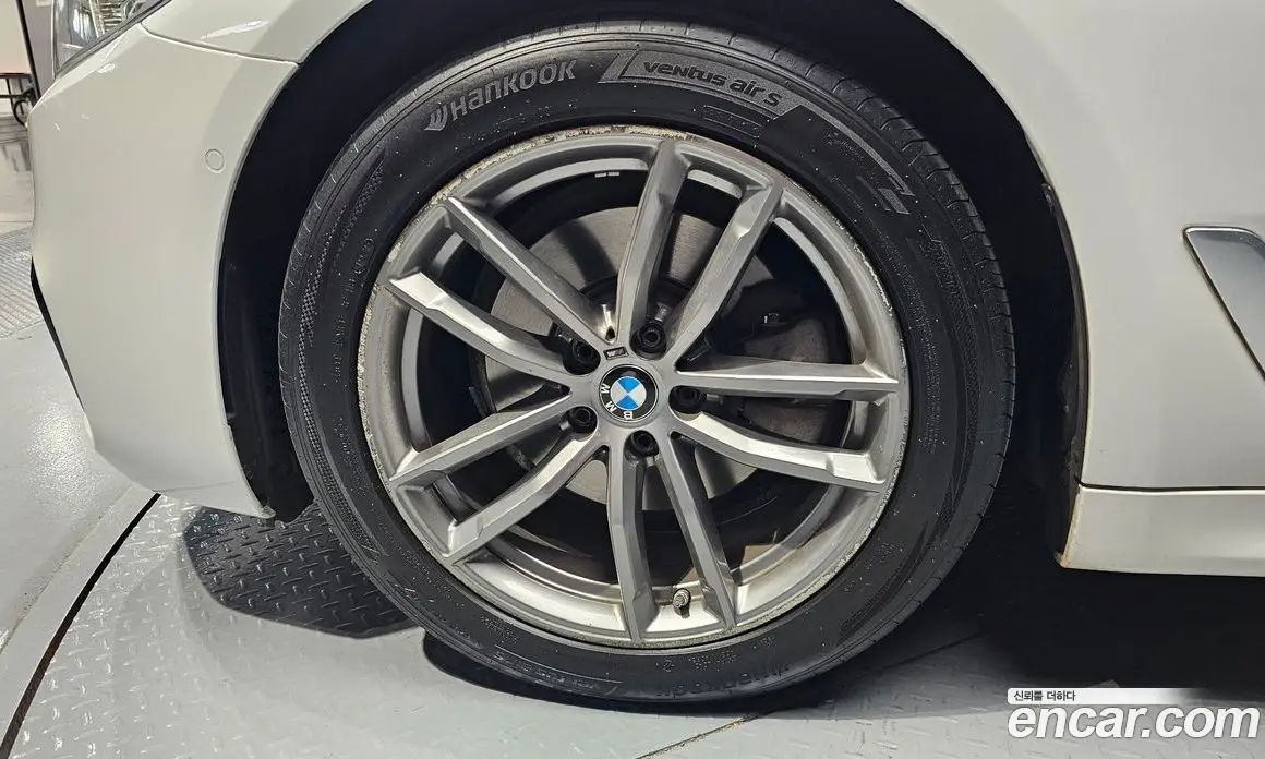 BMW 5 серия 2017 2.0 автомат (гидро), фото 5