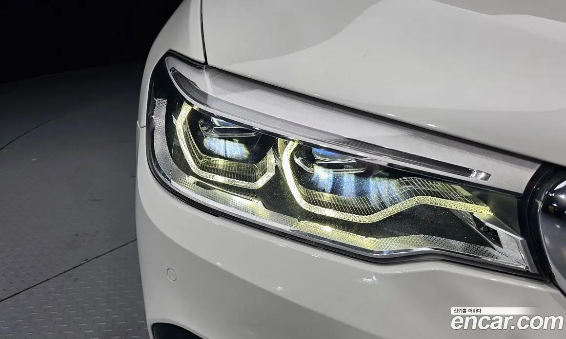 BMW 5 серия 2017 2.0 автомат (гидро), фото 8