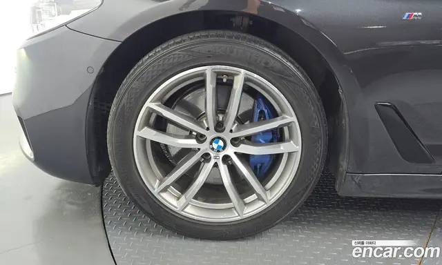 BMW 5 серия 2017 2.0 автомат (гидро), миниатюра 4 BMW 5 серия 2017 2.0 автомат (гидро), миниатюра 4