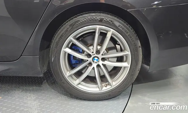 BMW 5 серия 2017 2.0 автомат (гидро), миниатюра 6 BMW 5 серия 2017 2.0 автомат (гидро), миниатюра 6