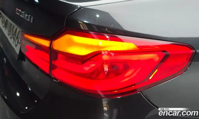 BMW 5 серия 2017 2.0 автомат (гидро), миниатюра 8 BMW 5 серия 2017 2.0 автомат (гидро), миниатюра 8
