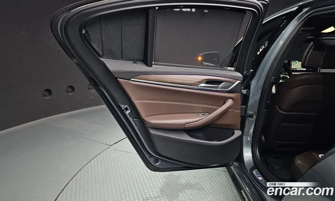 BMW 5 серия 2019 2.0 автомат (гидро), фото 14