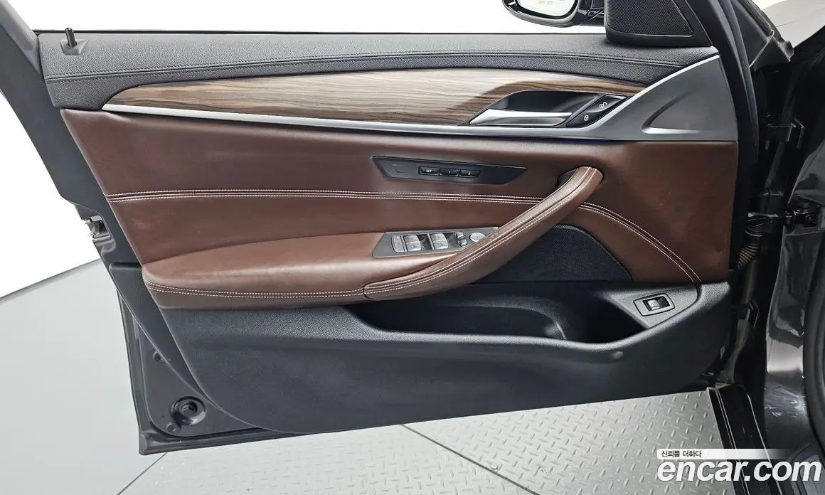 BMW 5 серия 2020 2.0 автомат (гидро), фото 14 BMW 5 серия 2020 2.0 автомат (гидро), фото 14