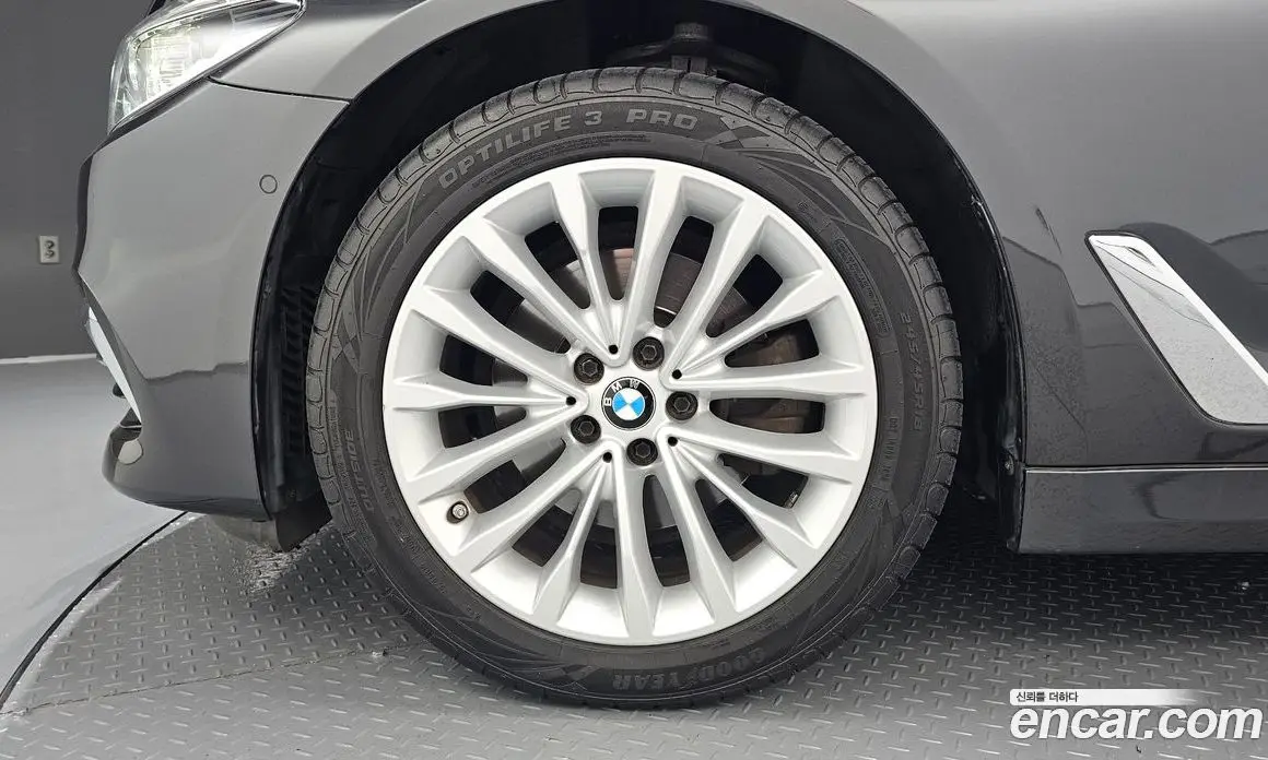 BMW 5 серия 2020 2.0 автомат (гидро), фото 5 BMW 5 серия 2020 2.0 автомат (гидро), фото 5