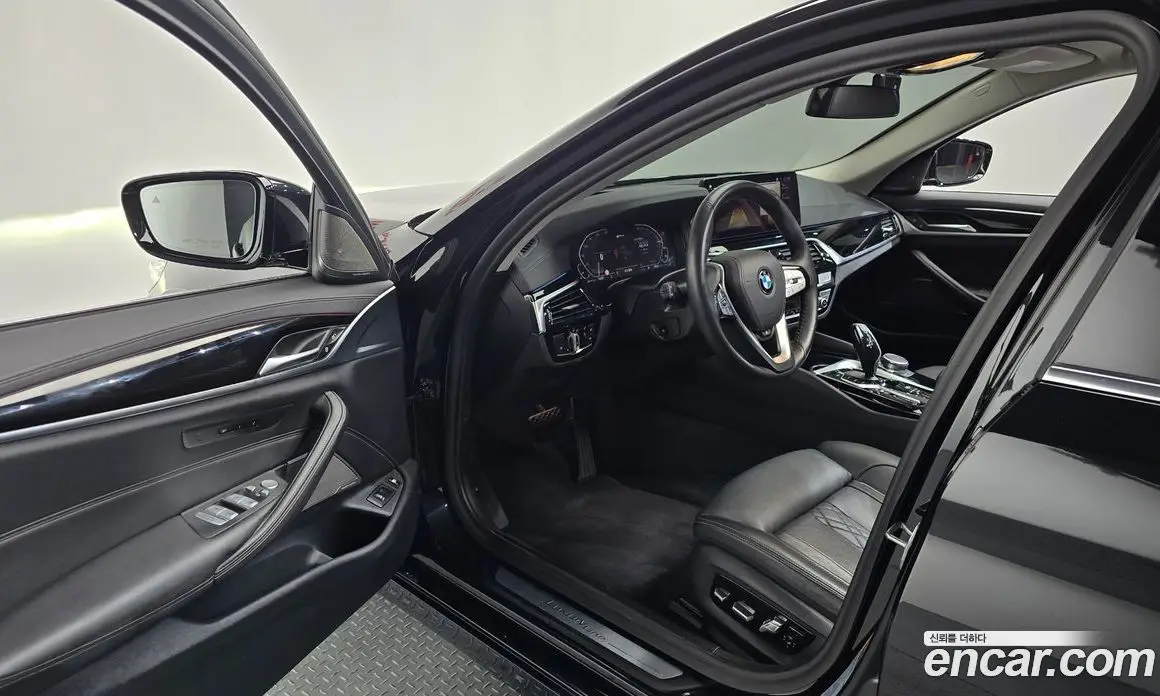 BMW 5 серия 2021 2.0 автомат (гидро), фото 13