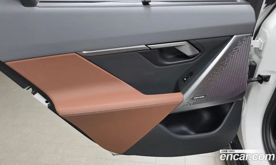 BMW 5 серия 2023 2.0 автомат (гидро), фото 15
