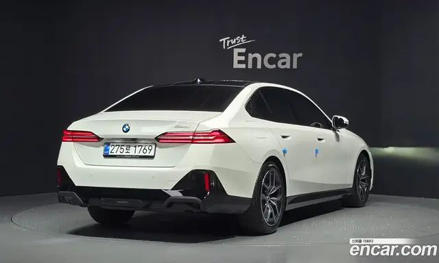 BMW 5 серия 2025 2.0 автомат (гидро), миниатюра 2 BMW 5 серия 2025 2.0 автомат (гидро), миниатюра 2