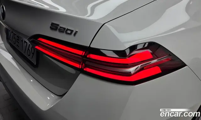 BMW 5 серия 2025 2.0 автомат (гидро), миниатюра 9 BMW 5 серия 2025 2.0 автомат (гидро), миниатюра 9