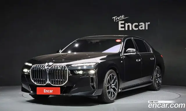 BMW 7 серия, 2024, 36 652 км