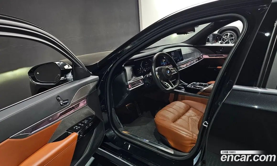 BMW 7 серия 2024 3.0 автомат (гидро), фото 13