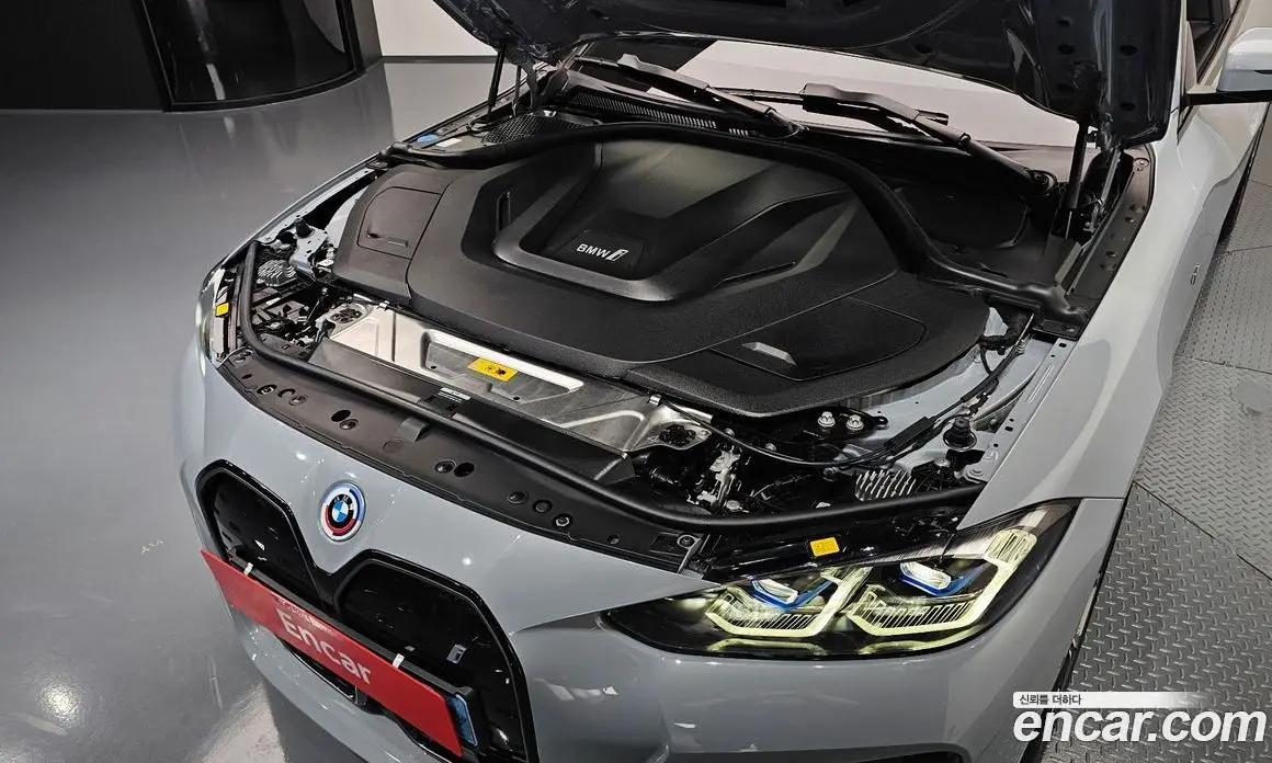 BMW i4 2023 0.2 автомат (гидро), фото 5