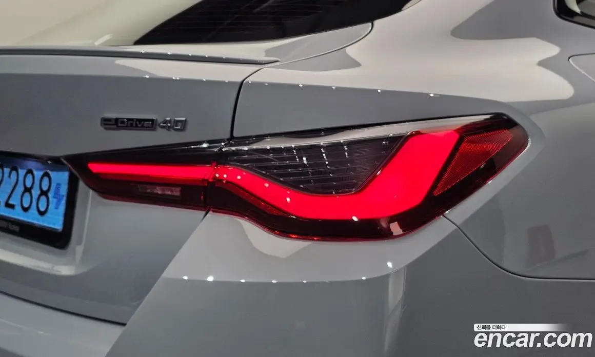 BMW i4 2023 0.2 автомат (гидро), фото 8