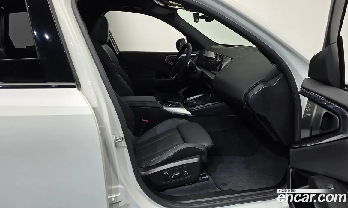 BMW X3 2025 2.0 автомат (гидро), фото 16 BMW X3 2025 2.0 автомат (гидро), фото 16