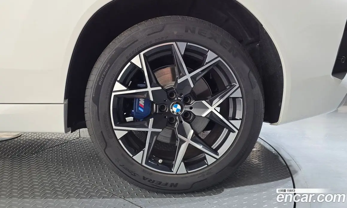 BMW X3 2025 2.0 автомат (гидро), фото 7 BMW X3 2025 2.0 автомат (гидро), фото 7