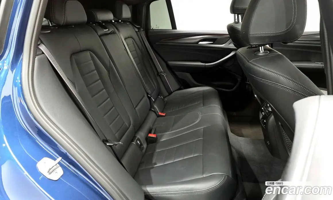 BMW X4 2023 2.0 автомат (гидро), фото 17