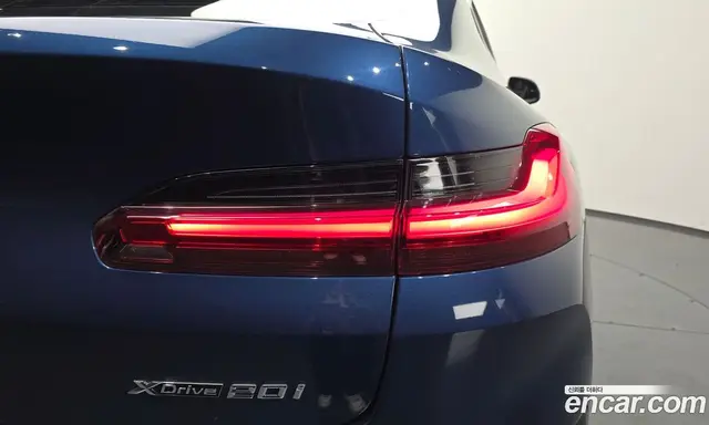 BMW X4 2023 2.0 автомат (гидро), миниатюра 9