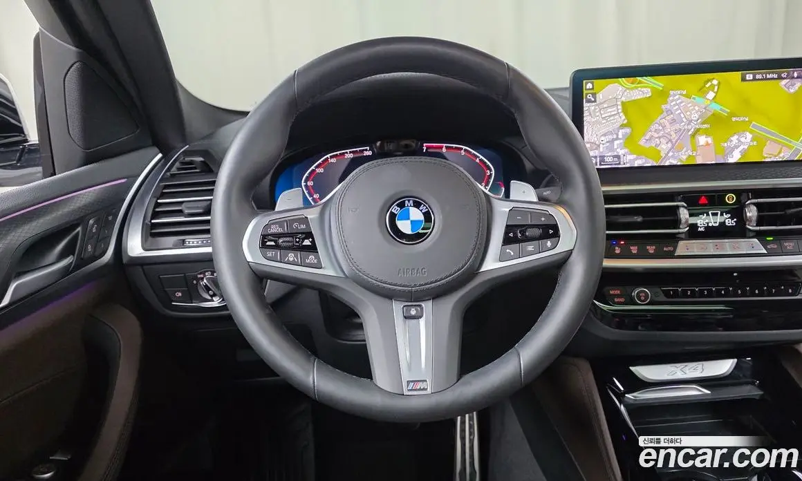 BMW X4 2024 2.0 автомат (гидро), фото 19