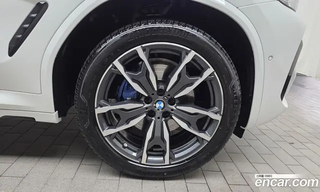 BMW X4 2024 2.0 автомат (гидро), миниатюра 6