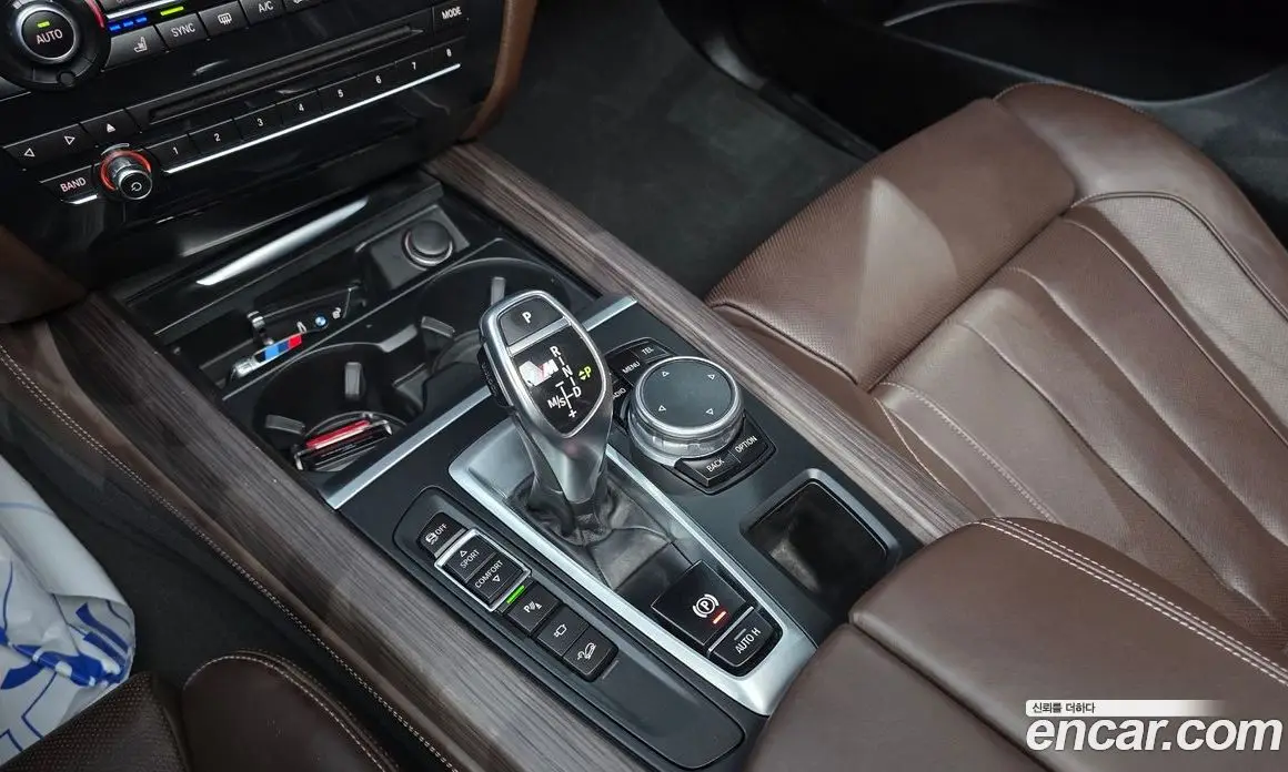 BMW X5 2015 3.0 автомат (гидро), фото 12
