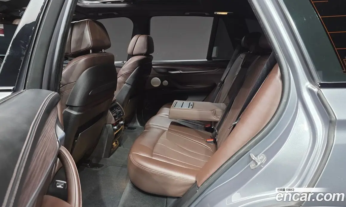 BMW X5 2015 3.0 автомат (гидро), фото 16