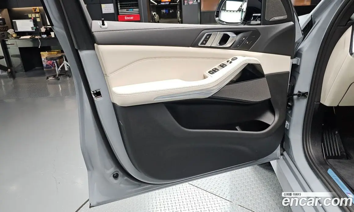 BMW X5 2025 3.0 автомат (гидро), фото 14