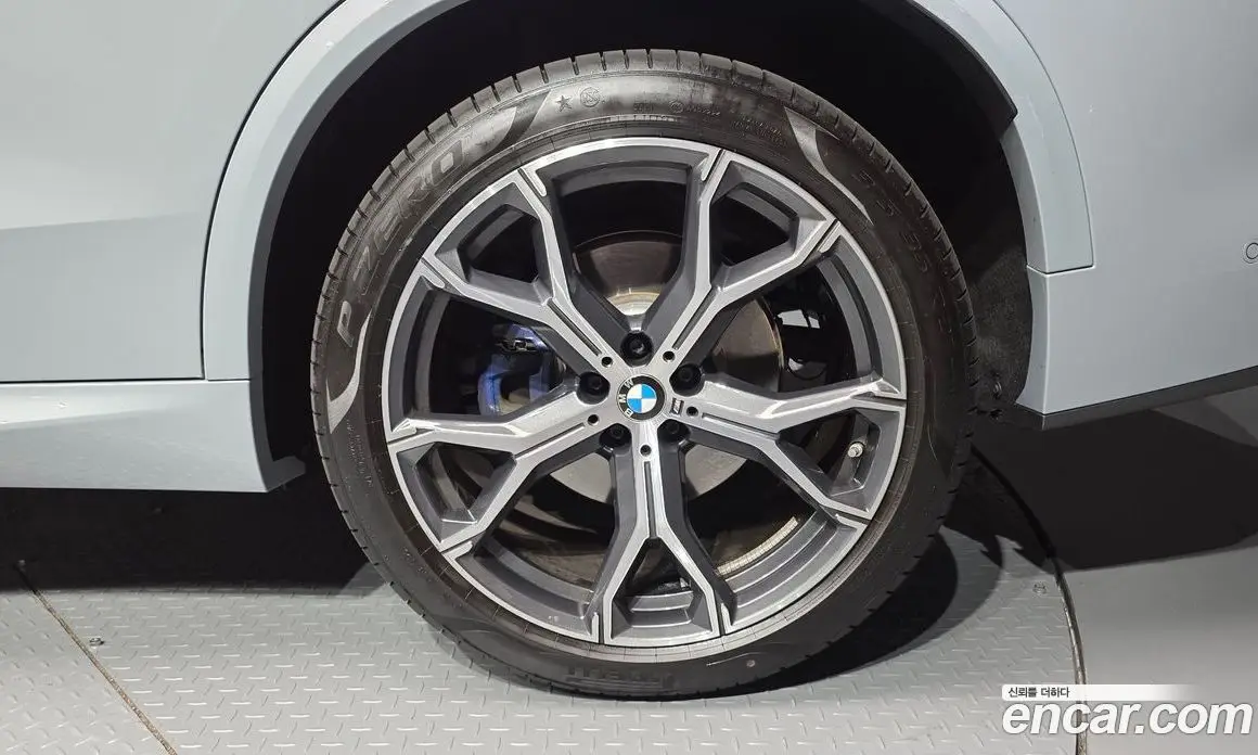 BMW X5 2025 3.0 автомат (гидро), фото 7