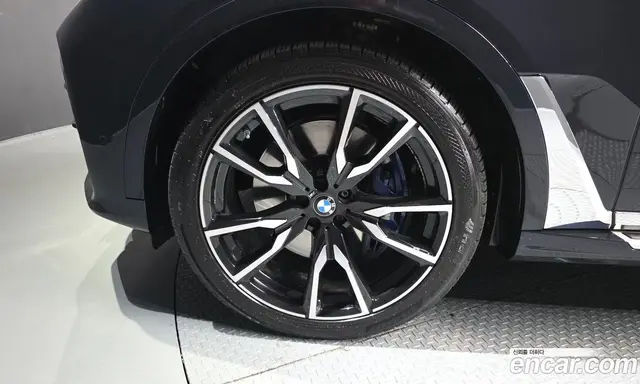 BMW X7 2021 3.0 автомат (гидро), миниатюра 5