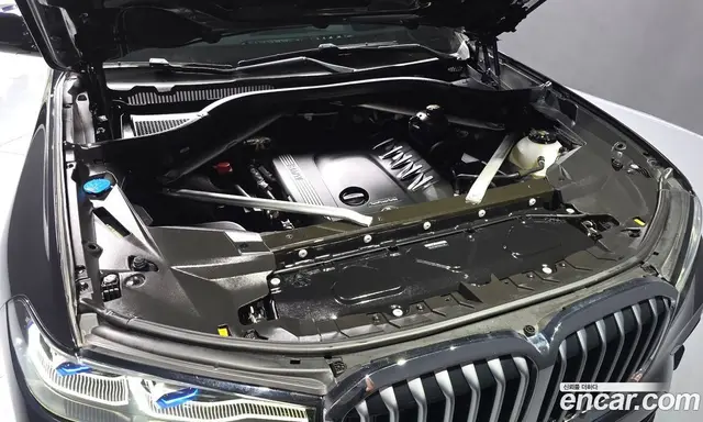 BMW X7 2021 3.0 автомат (гидро), миниатюра 6