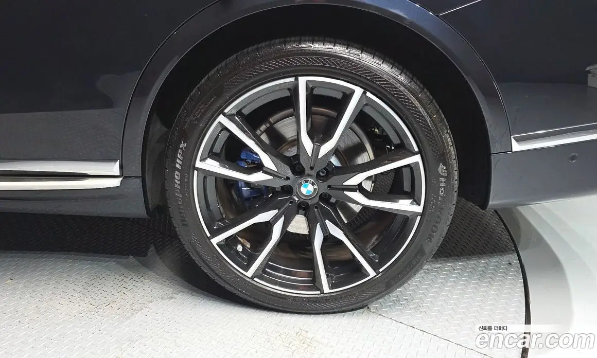 BMW X7 2021 3.0 автомат (гидро), фото 7