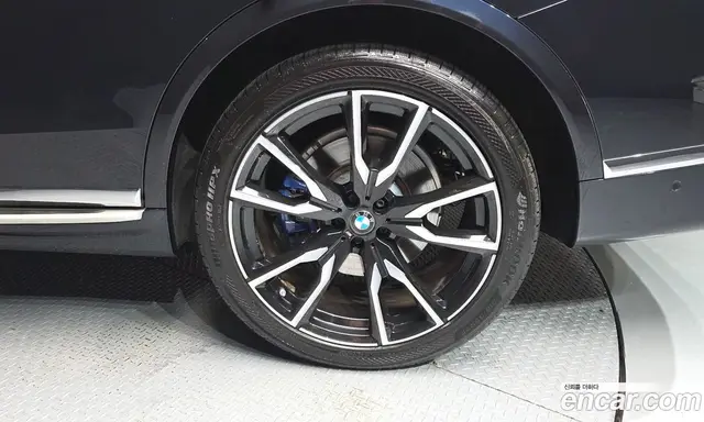 BMW X7 2021 3.0 автомат (гидро), миниатюра 7