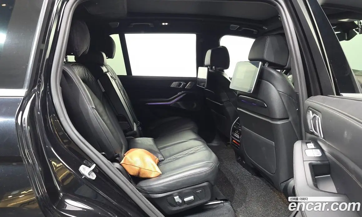 BMW X7 2021 3.0 автомат (гидро), фото 18