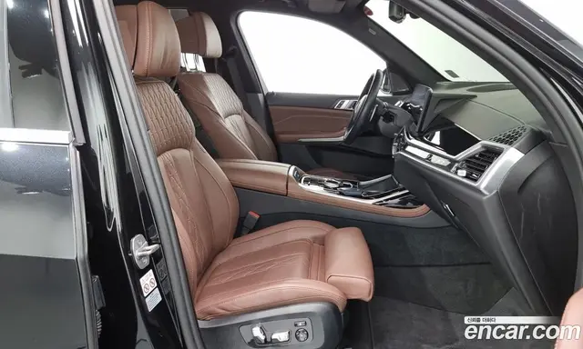 BMW X7 2023 3.0 автомат (гидро), миниатюра 10