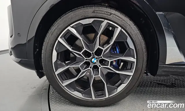 BMW X7 2024 3.0 автомат (гидро), миниатюра 4