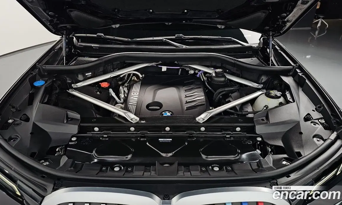 BMW X7 2024 3.0 автомат (гидро), фото 5