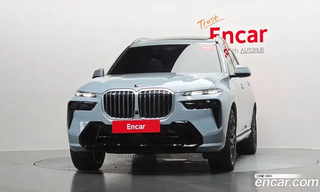 BMW X7 2025 3.0 автомат (гидро), миниатюра 2