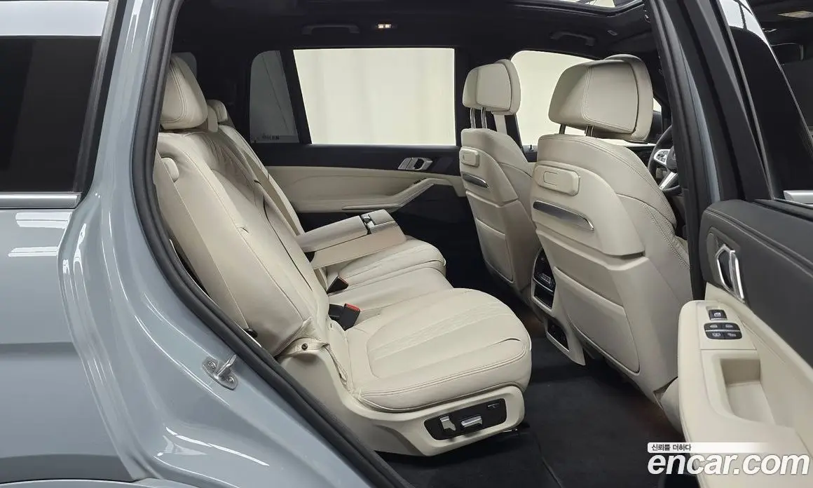 BMW X7 2025 3.0 автомат (гидро), фото 16