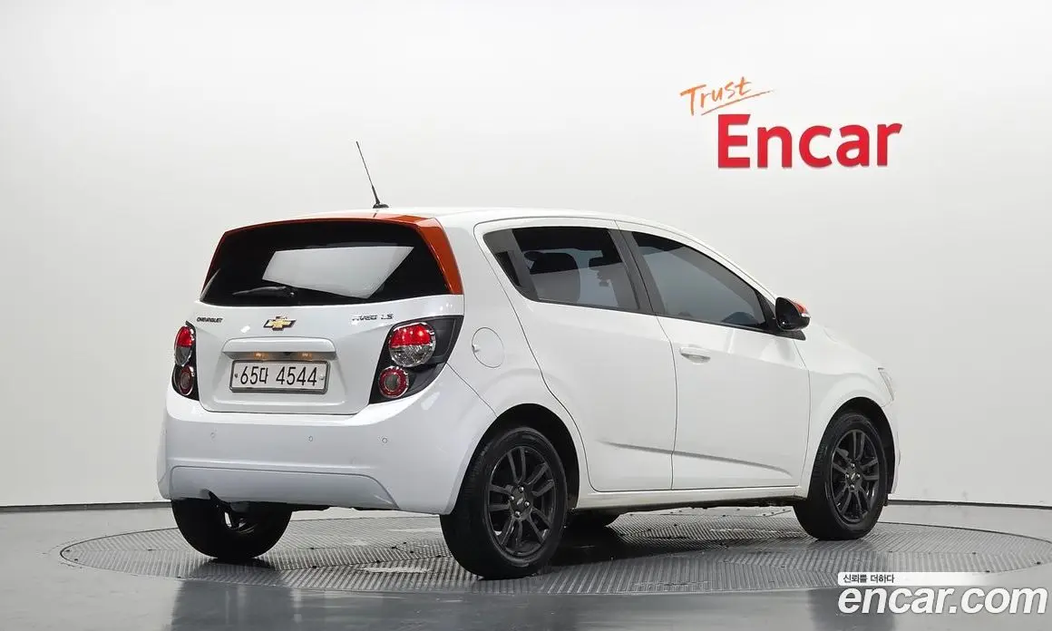 Chevrolet Aveo 2014 1.6 автомат (гидро), фото 2 Chevrolet Aveo 2014 1.6 автомат (гидро), фото 2