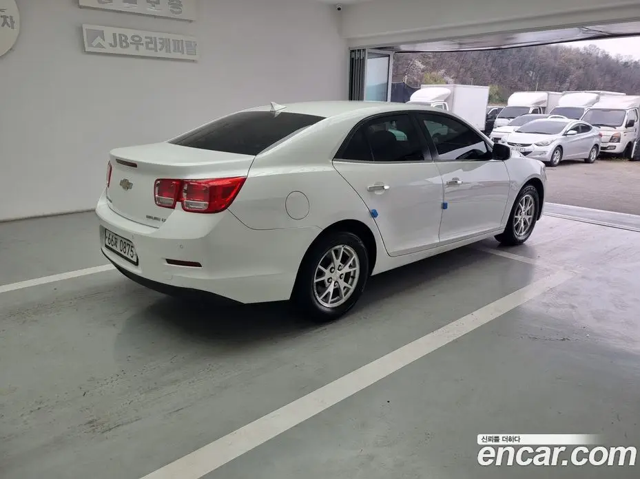 Chevrolet Malibu 2016 2.0 автомат (гидро), фото 17 Chevrolet Malibu 2016 2.0 автомат (гидро), фото 17