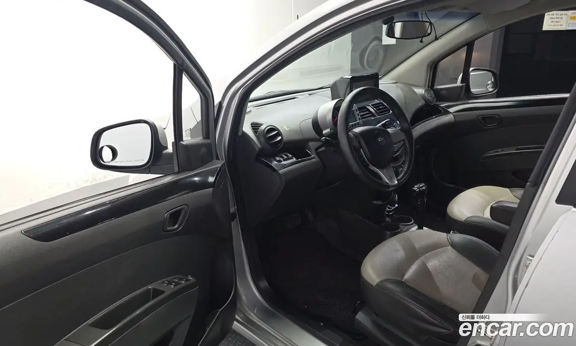 Chevrolet Spark 2012 1.0 автомат (гидро), фото 13 Chevrolet Spark 2012 1.0 автомат (гидро), фото 13