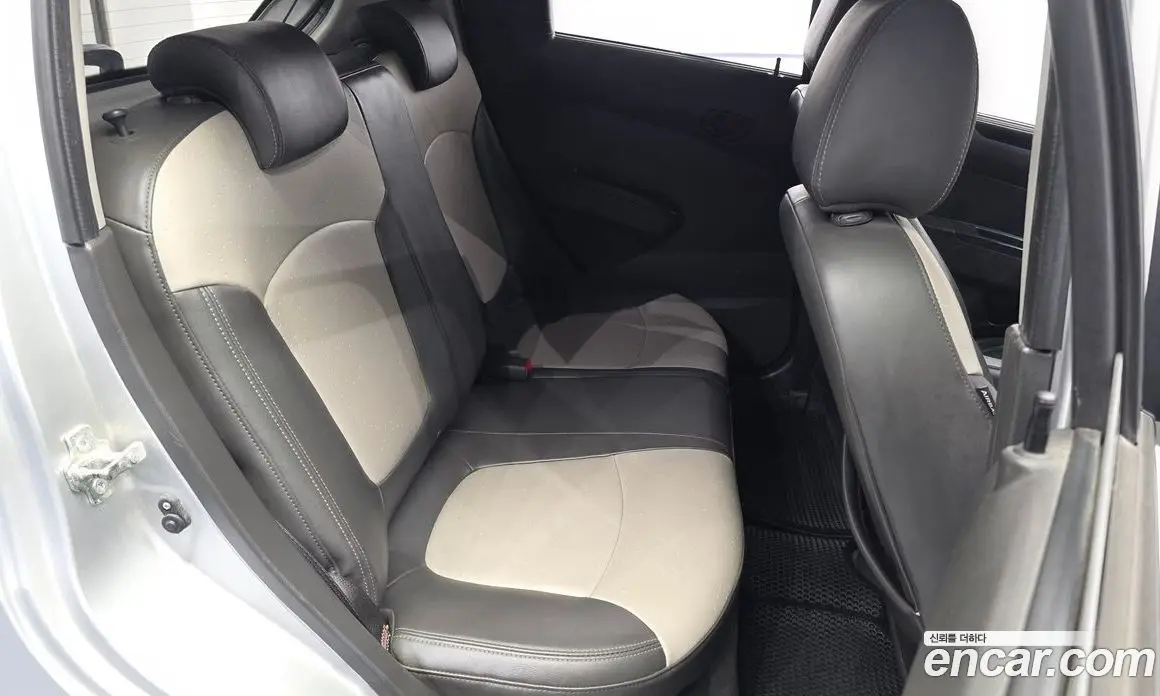 Chevrolet Spark 2012 1.0 автомат (гидро), фото 17 Chevrolet Spark 2012 1.0 автомат (гидро), фото 17