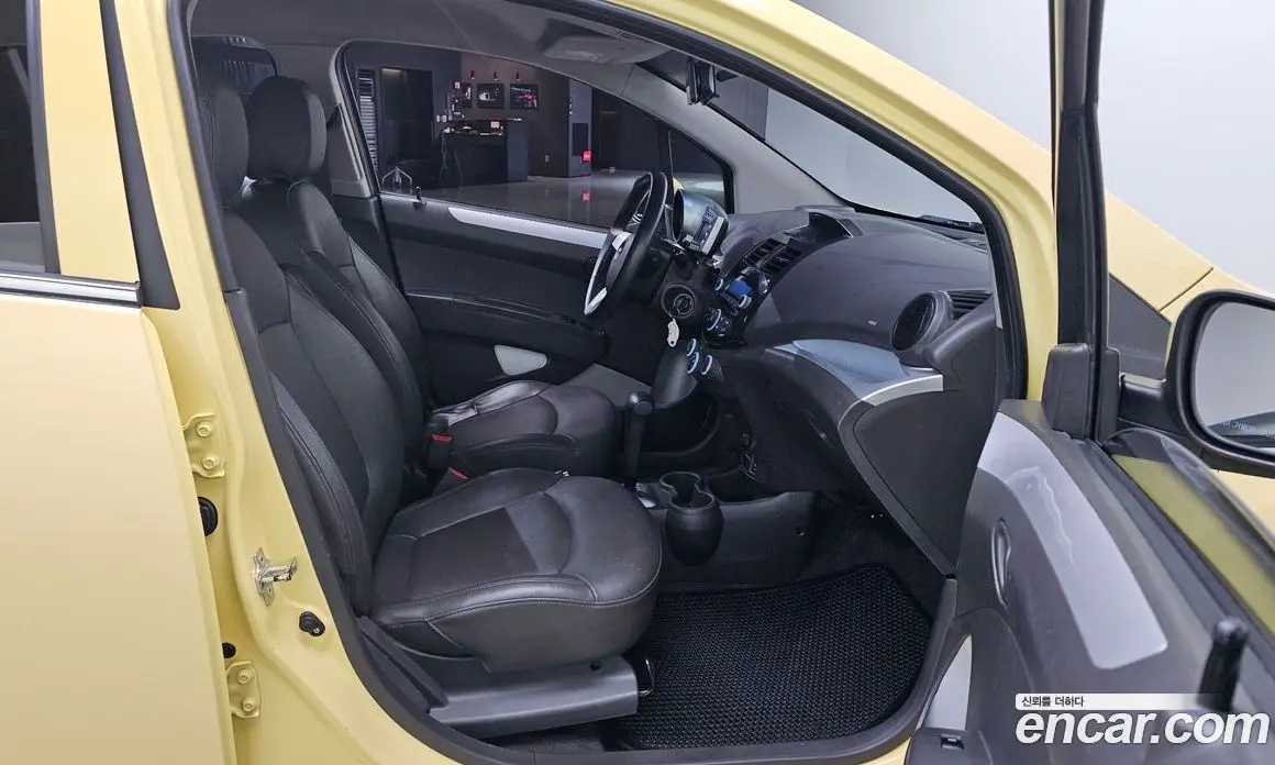 Chevrolet Spark 2013 1.0 автомат (гидро), фото 18 Chevrolet Spark 2013 1.0 автомат (гидро), фото 18