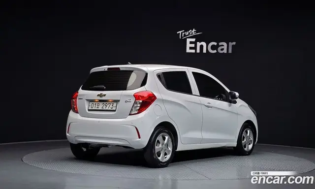 Chevrolet Spark 2016 1.0 автомат (гидро), миниатюра 2