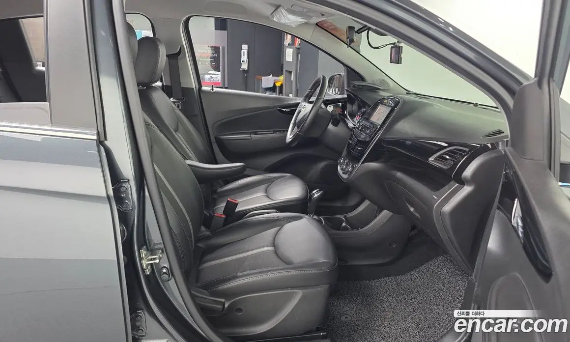 Chevrolet Spark 2018 1.0 автомат (гидро), фото 17 Chevrolet Spark 2018 1.0 автомат (гидро), фото 17