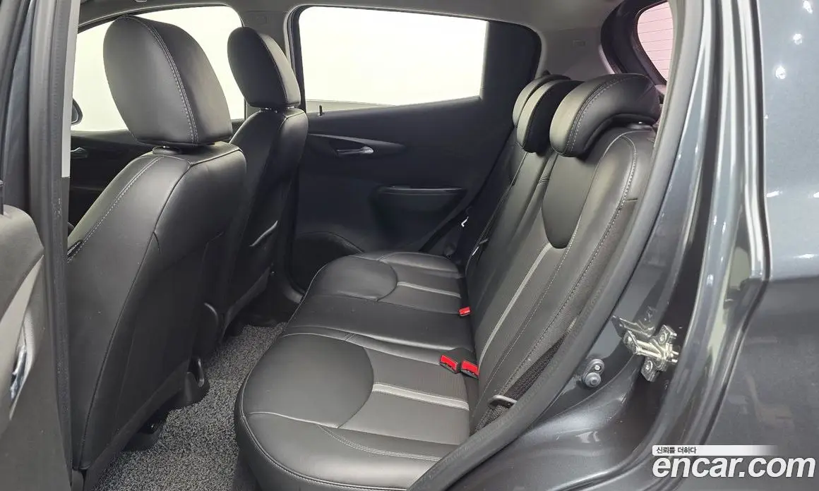 Chevrolet Spark 2018 1.0 автомат (гидро), фото 18 Chevrolet Spark 2018 1.0 автомат (гидро), фото 18
