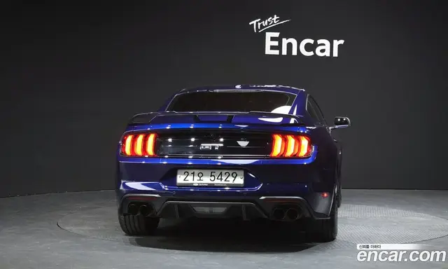 Ford Mustang 2019 5.0 автомат (гидро), миниатюра 4